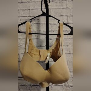 Cacique 44F Bra Tan/Beige Colored Pre-owned, Good Condition With Small Flaws